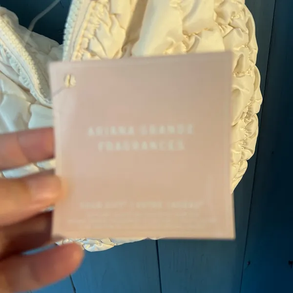 Ariana Grande Cream Quilted Hobo Bag - Image 3