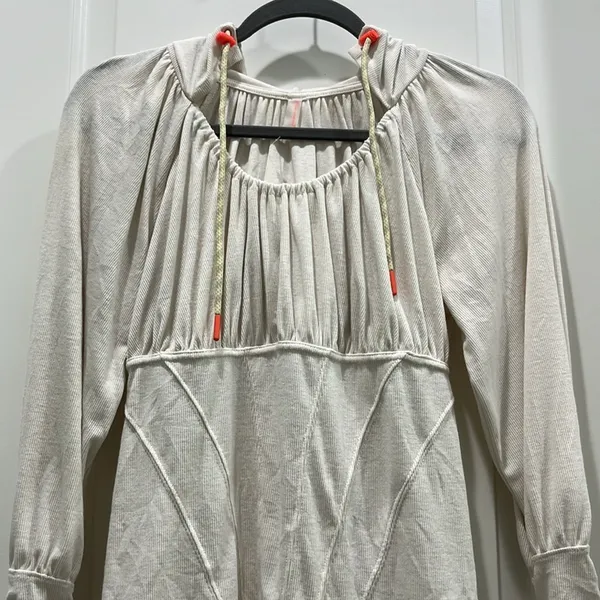 Free People Movement Look Within Layer Long Sleeve Hoodie in Cream Sz S - Image 4