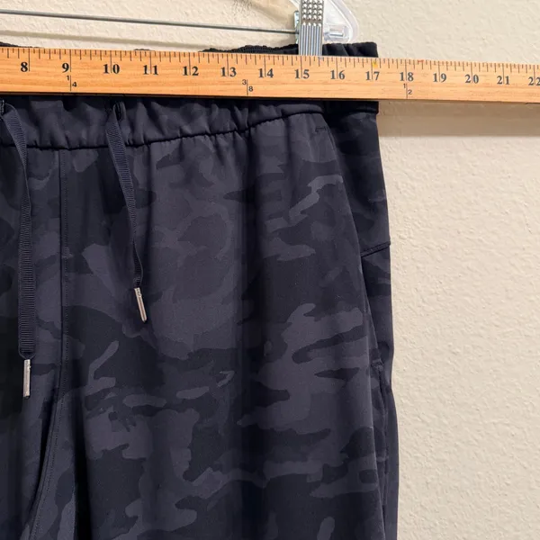 Lululemon On the Fly 7/8 Pant Camo Black Gray Size 12 Pockets Athleisure‎ - Image 9
