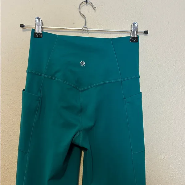 Athleta‎ Salutation Stash Flare Pant Emerald Green Size XS - Image 6