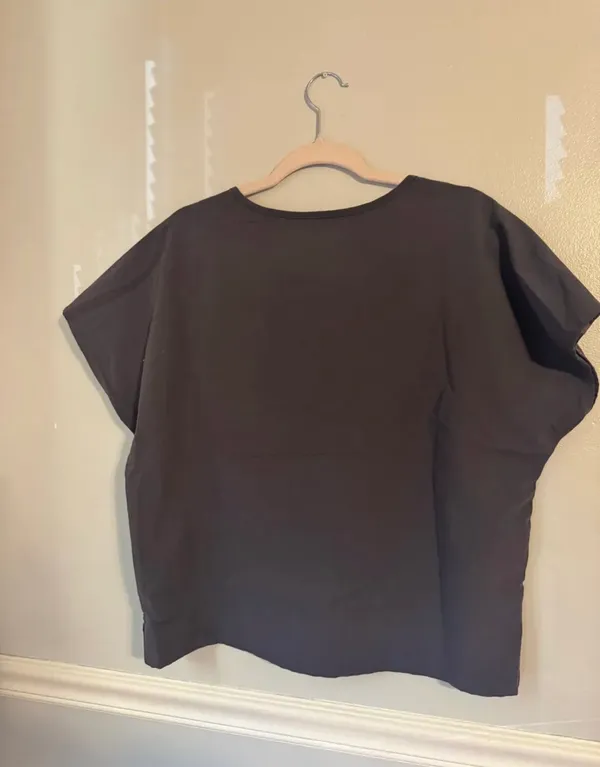 FIGS Scrub Top - Image 2