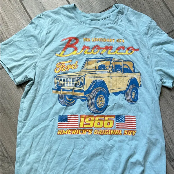 Ford Bronco 1966 Graphic Tee in Light Blue - Image 4