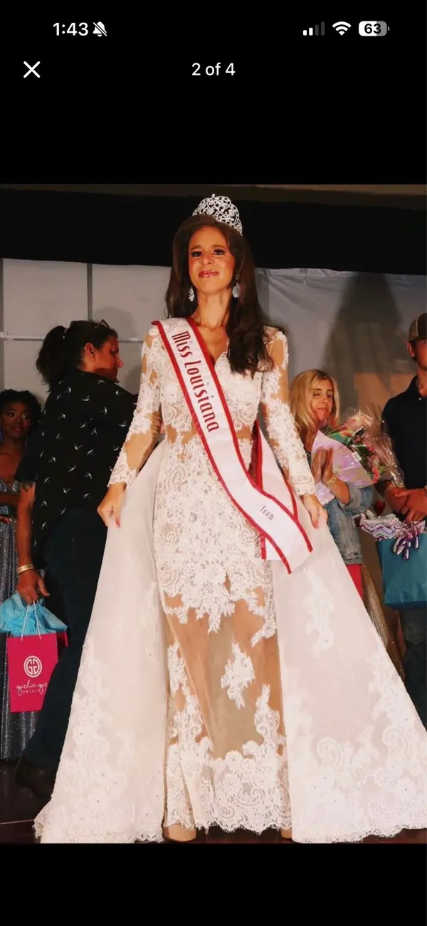 Ashley Renee White Gown Size 2 - Image 3
