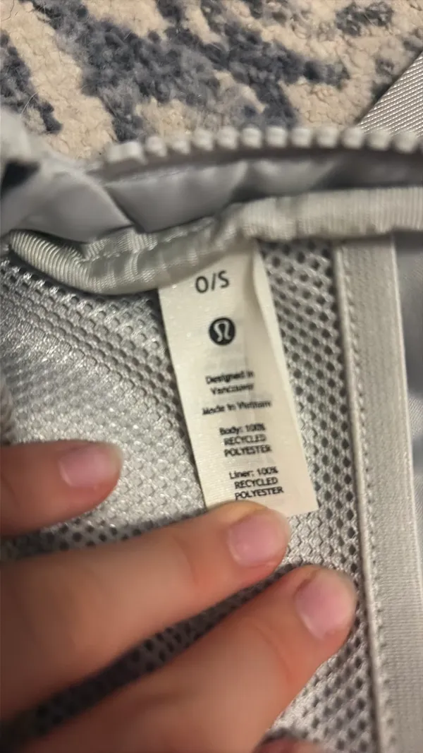 Lululemon Belt Bag - Image 4