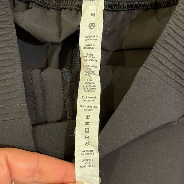 Lululemon Womens Flat Front Stretch Pocket Pull - Image 7