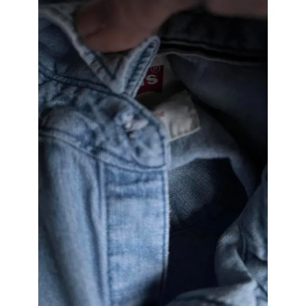 Levi's Denim Button-Up Shirt size Large - Image 9