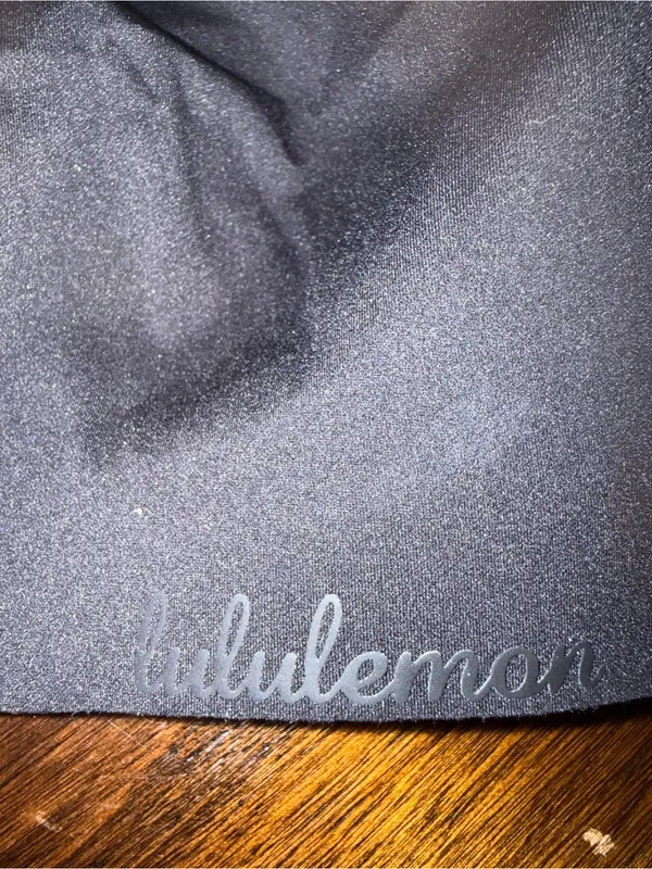 Lululemon "Like Nothing Bra" Women's Size 34E Lightweight Support Black. NWT - Image 2
