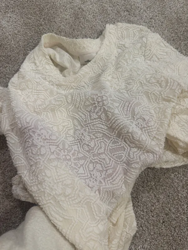 Aritzia Wilfred Cream Embroidered Lace one piece long sleeve bodysuit - Image 9