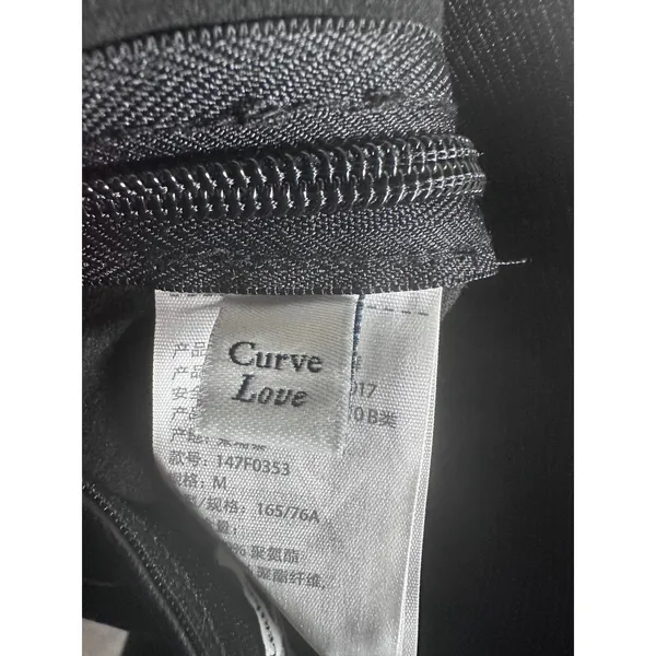 Abercrombie & Fitch Vegan Leather curve love Pants Women M Black Edgy Slit Hem - Image 7
