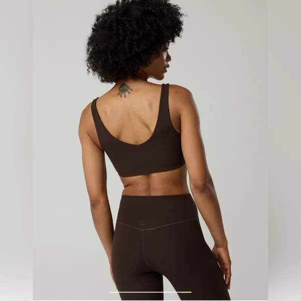 OFFLINE by Aerie Real Me XTRA Rib Switch Up V-Neck Sports Bra size XS - Image 5