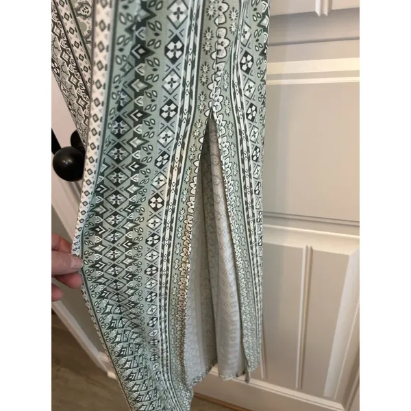 No Boundaries Juniors L (11-13) Green Geometric Lace V-Neck Strappy Maxi Dress - Image 7