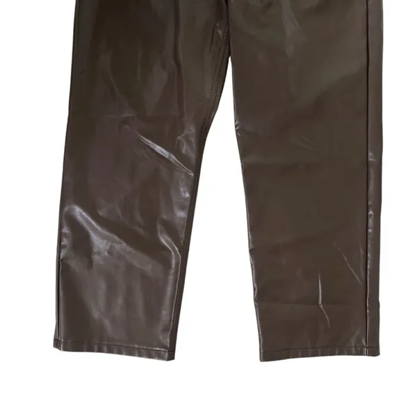 Abercrombie & Fitch Curve Love Vegan Leather 90’s Relaxed Ultra High 33 16 Short - Image 6