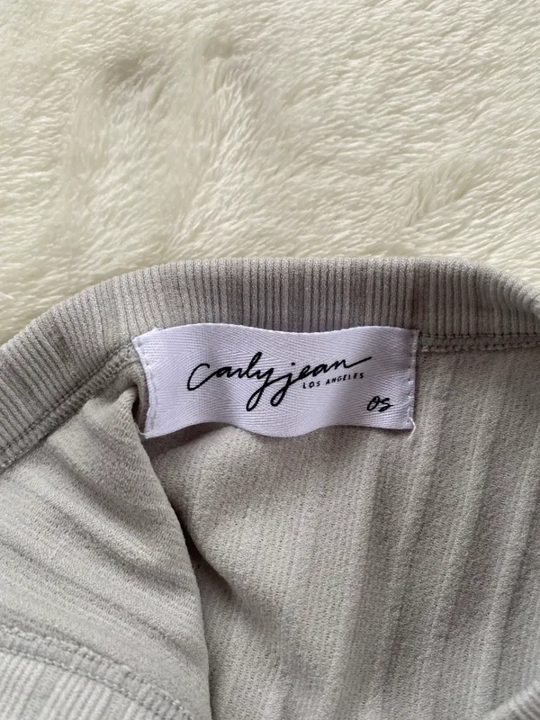 Carly Jean Los Angeles Tank - Image 3