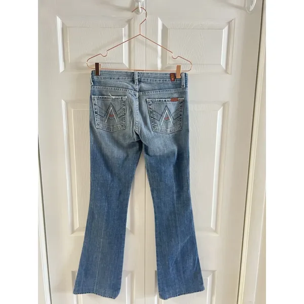 7 For All Mankind‎ A Pocket Medium Wash Flare Jeans Women's Size 27 - Image 2