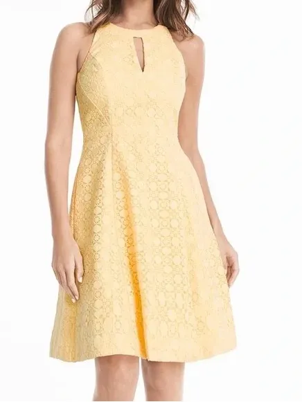 NWT White House Black Market Yellow Halter Lace Keyhole Mini Dress Size 8 - Image 2