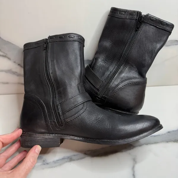 J. Jill Wmn Black Leather Groupie Boots Sz 8.5 Classic Closet Staple Minimalist - Image 5