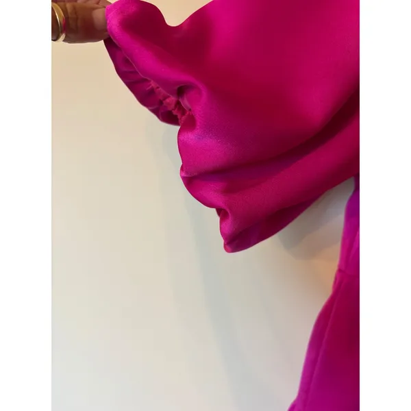 THML Magenta Pink Tiered Mini Dress Short Puff Sleeve Split V-Neck Small - Image 2