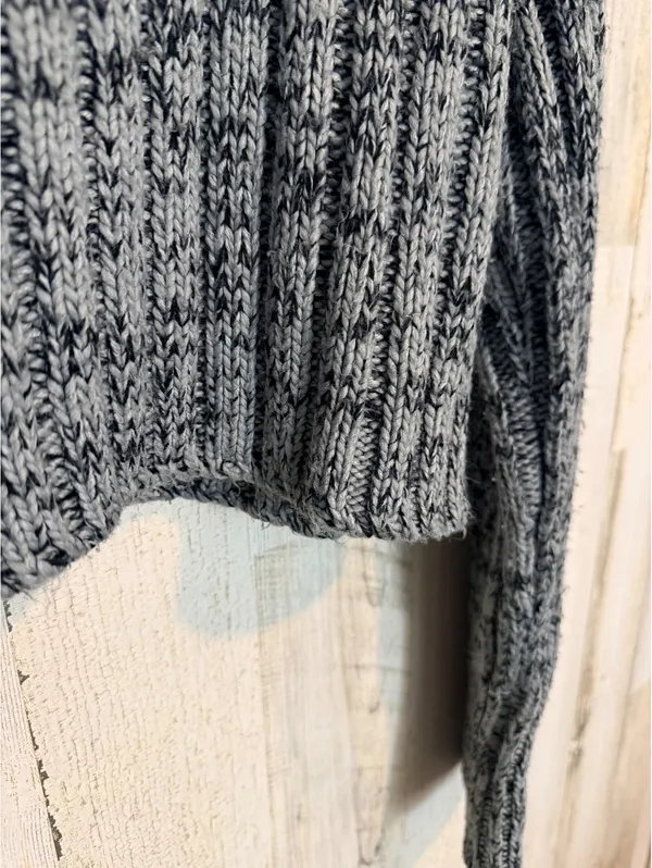 Urban Outfitters Women’s M/M Gray Chunky Knit Cropped Cowl Neck Sweater - Image 6