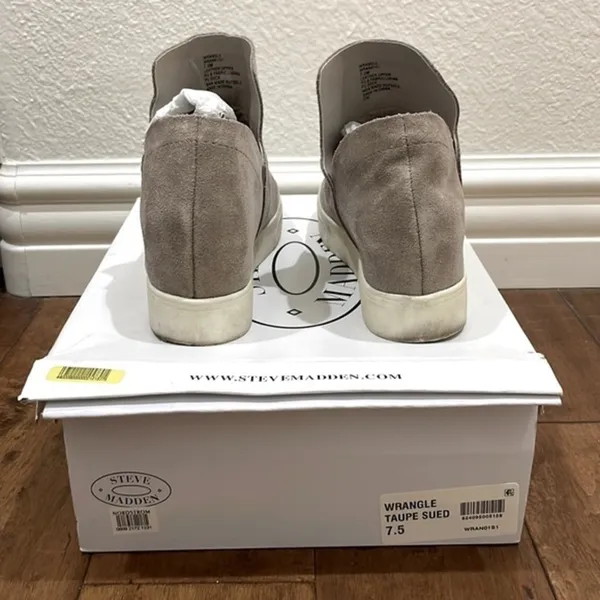 Steve Madden Taupe Suede Wrangle Booties - Image 3