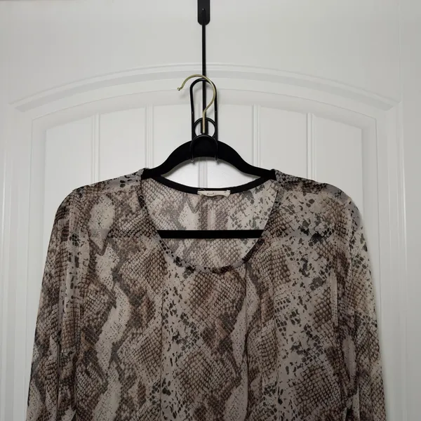 Realize 1X Animal Print Ruffle Cuff Sleeve Tunic Boho Chic Blouse Whimsigoth - Image 3