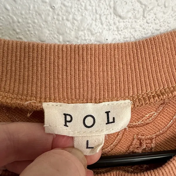 POL Women's Embroidered Design Faded Orange Brown Sweatshirt Size Large - Image 3