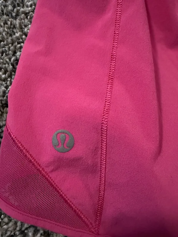 Hotty Lululemon Hot 2.5" Sonic Pink - Image 3