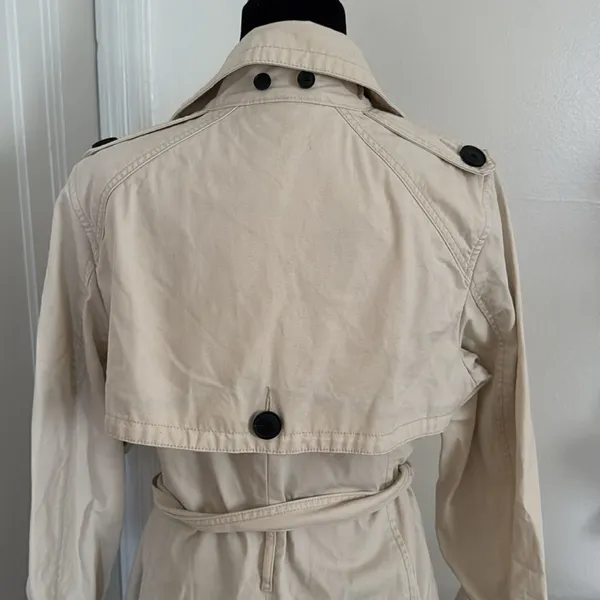 Gap Trench Coat EUC - Image 5