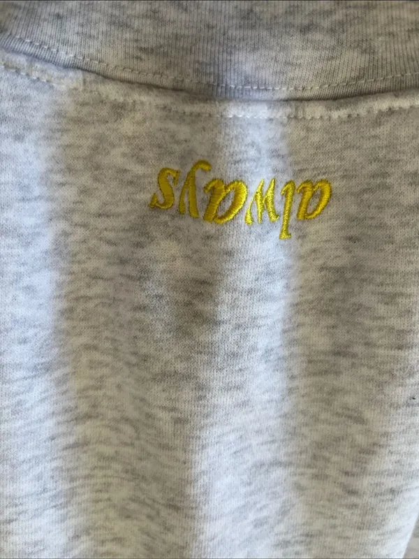 The Mayfair Group Light Gray Crewneck Sweatshirt - XXL - Image 11