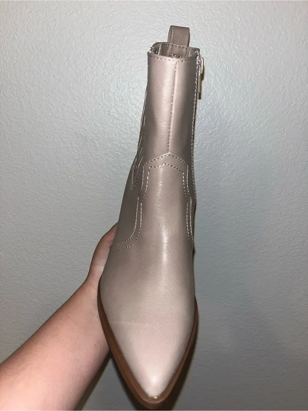 NEW Qupid Nude Beige Western Ankle Booties Pointed Toe Block Heel Size 6 - Image 3
