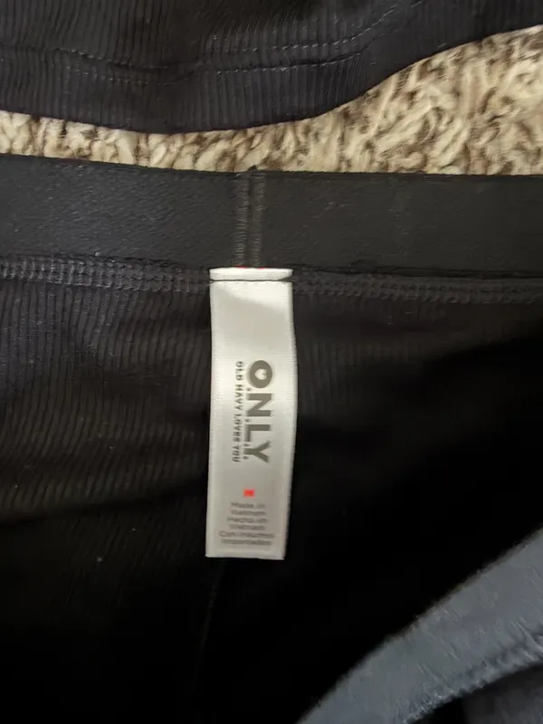 Old navy black boxer and tank set  - Image 3
