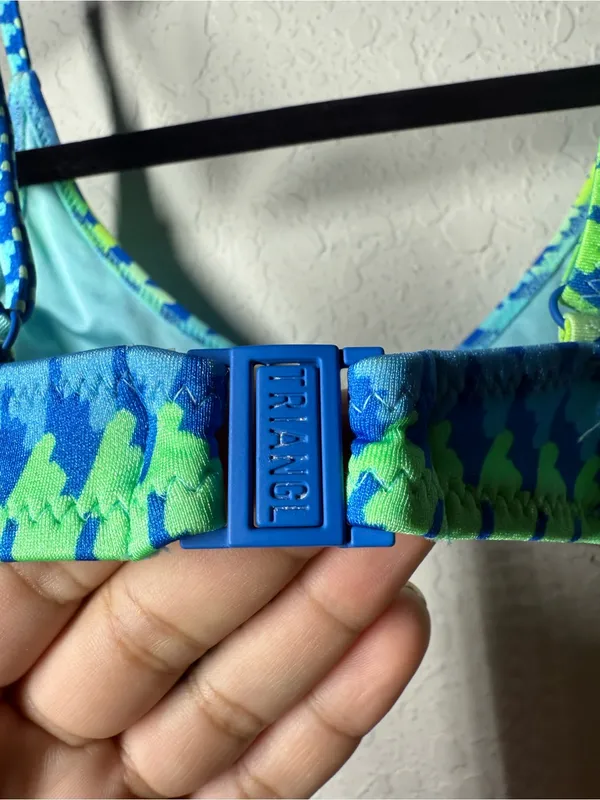 Triangl Maia Ktts Bikini Top Size Small - Image 4
