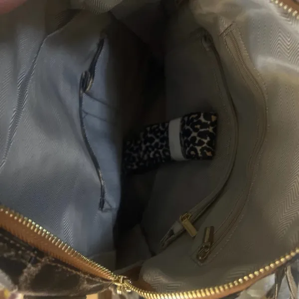 Leopard print backpack/purse
Brand new no‎ tags - Image 4