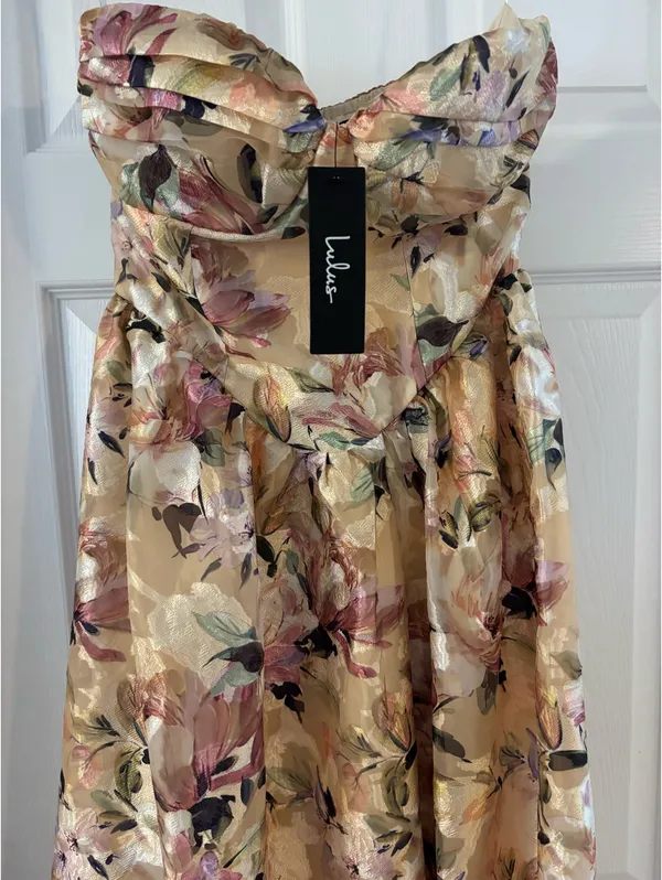 Yellow Floral Lulus Dress Maxi - Image 3