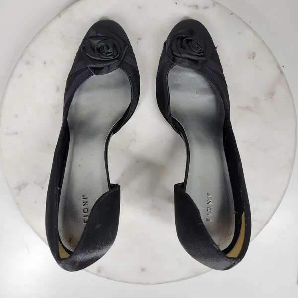 Fioni Dress Pumps Womens‎ 8.5 Black Satin Rose Stiletto High Heels Formal - Image 9