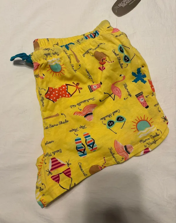 PJ Shorts Size M - Image 4