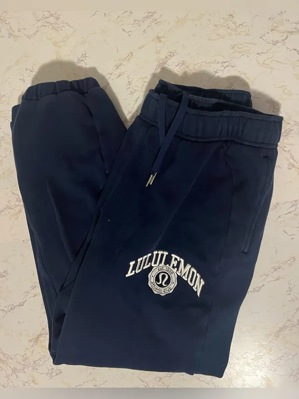 Lululemon scuba mid rise oversized jogger *Graphic - Image 7