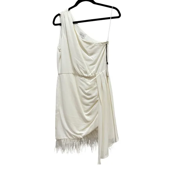 NEW Saylor Revole one shoulder Dress Sz M White Feather Draped Cocktail Mini - Image 2
