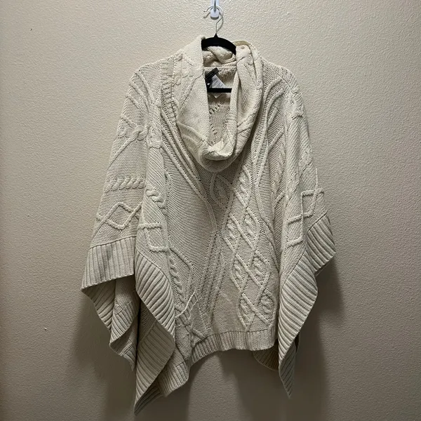 BCBGMaxazria Poncho Oversized Sweater Beige Cable Knit Geometric Pullover Sz S/M - Image 2