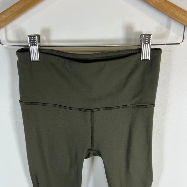 Lululemon Align High Rise Capri Leggings Olive Green Mesh‎ Detail Size XS - Image 2