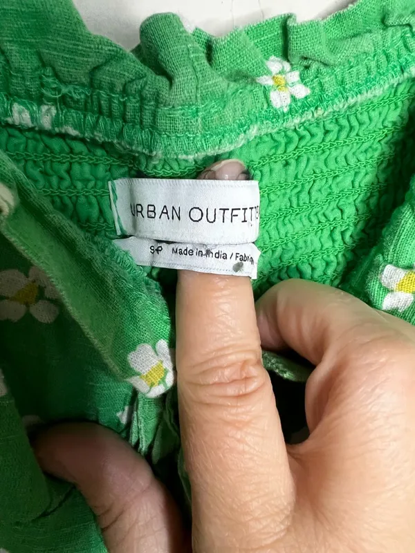 Urban Outfitters UO Magpie Off Shoulder Green Daisy‎ Mini Dress - Image 6