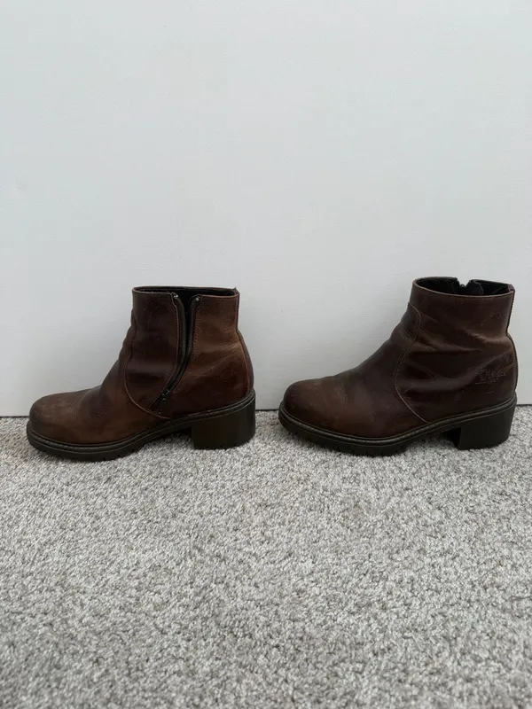 Havana Joe Women's Brown Leather Ankle Boots with Zip Closure and Block Heel, Si - Image 6