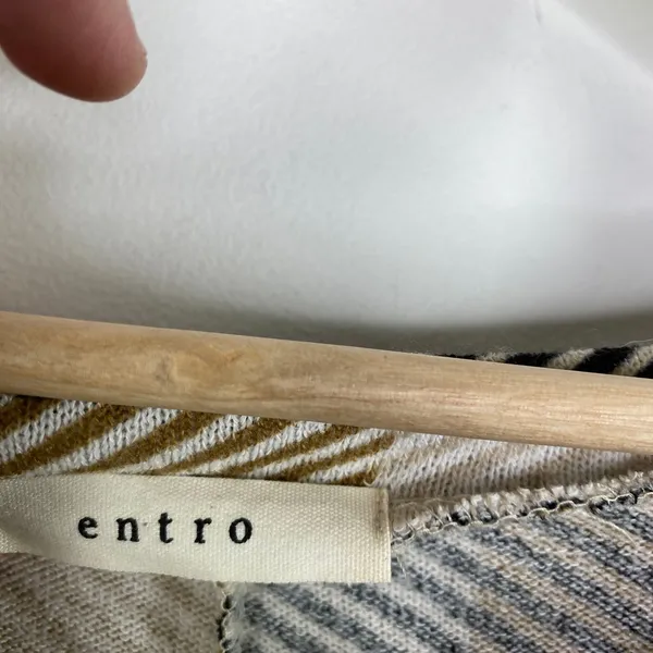 Entro V-neck Knit Colorblock Plaid Sweater Womens Size Large‎ Tan Blue Pullover - Image 5