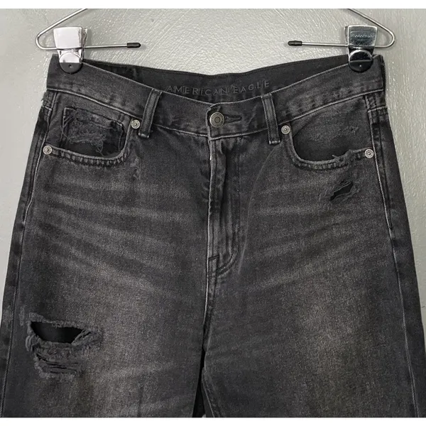 American Eagle Mom Jeans Size 4 Long Black Distressed Denim Emo Grunge Thrashed - Image 2