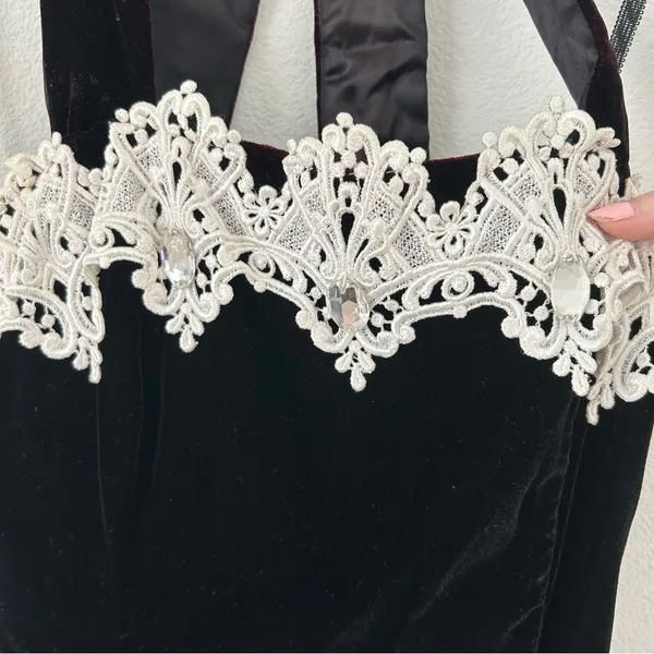 Jessica McClintock Gunne Sax Black Red Velvet Skater Dress - Image 3