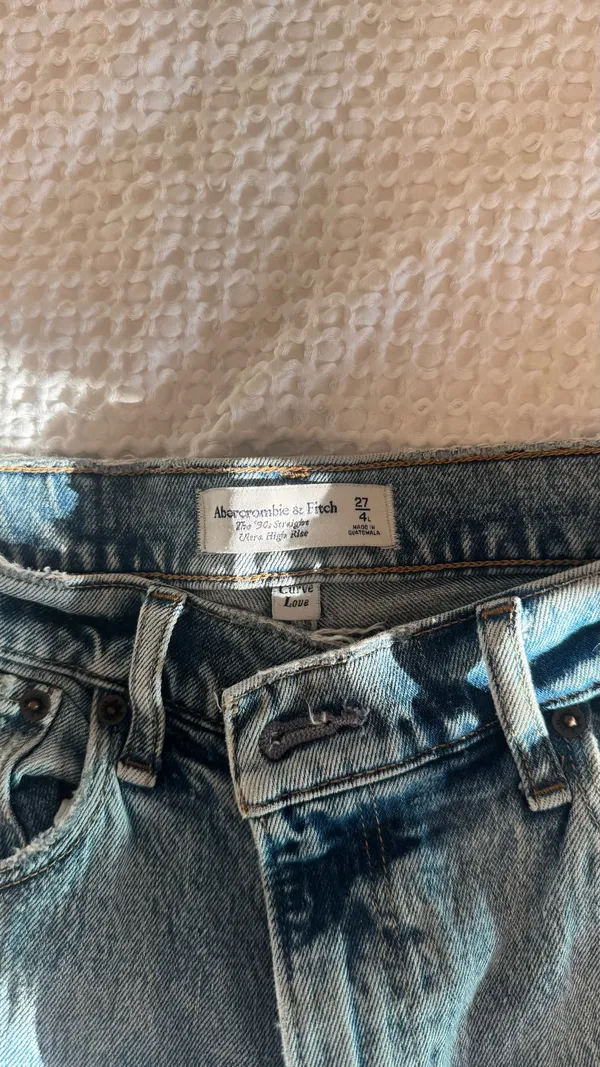 Abercrombie & Fitch Jeans | Abercrombie & Fitch Ultra High Rise 90s Straight Jean Split Hem - Image 4