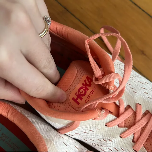 HOKA Clifton 8 women's running shoes in coral 9.5 - Image 6