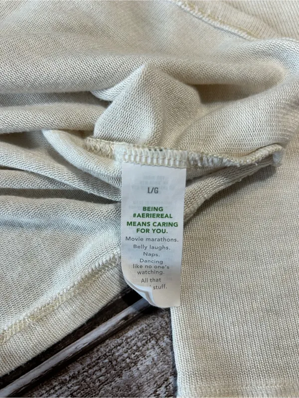 aerie Cream Cropped Button-Front Long Sleeve Top - Image 3