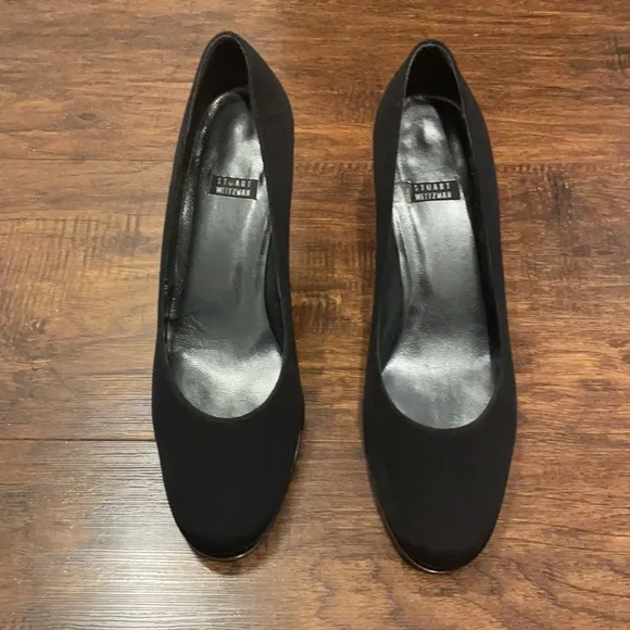 Stuart Weitzman black round toe heels - Image 2