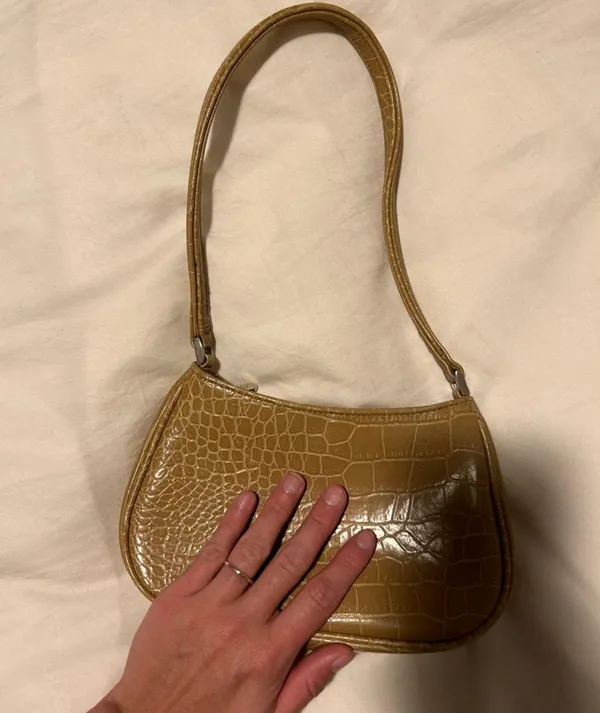 Vintage snake skin crocodile Nine West camel mini shoulder bag! - Image 4