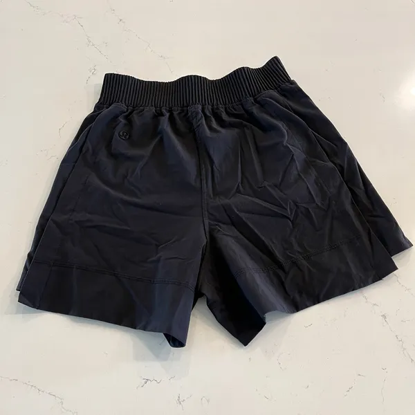 Lululemon Stretch‎ Woven Relaxed-Fit High-Rise Shorts 4" Size XXS - Image 3